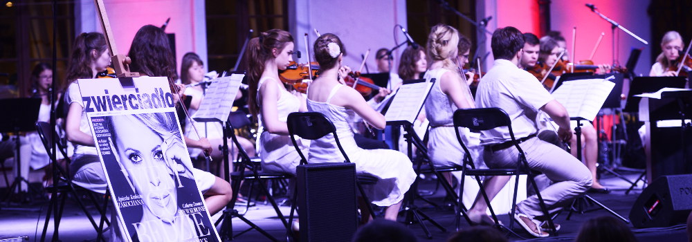 © Młoda Polska Filharmonia, Festiwal Dwa Brzegi, fot. Jarosław Antoniak © Młoda Polska Filharmonia, Festiwal Dwa Brzegi, fot. Jarosław Antoniak